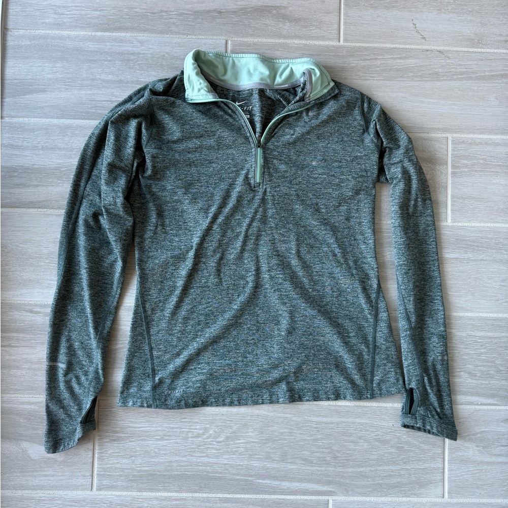 Nike Quarter-Zip